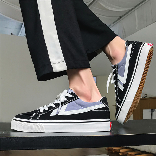 Eko velúrból készült férfi tornacipő lapos talppal