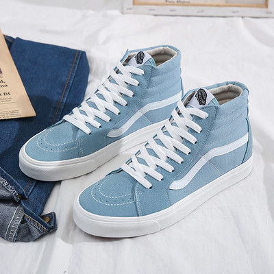 ÚJ modell magas férfi tornacipő megkötős sima modell