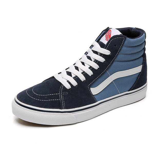 ÚJ modell magas férfi tornacipő megkötős sima modell