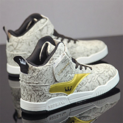 Öko bőrből készült férfi alkalmi tornacipő, matricával