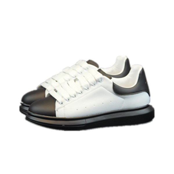 Kõrge tallaga meeste hingavad tossud