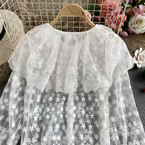 Stílusos női ing széles modell ovális nyakkivágással