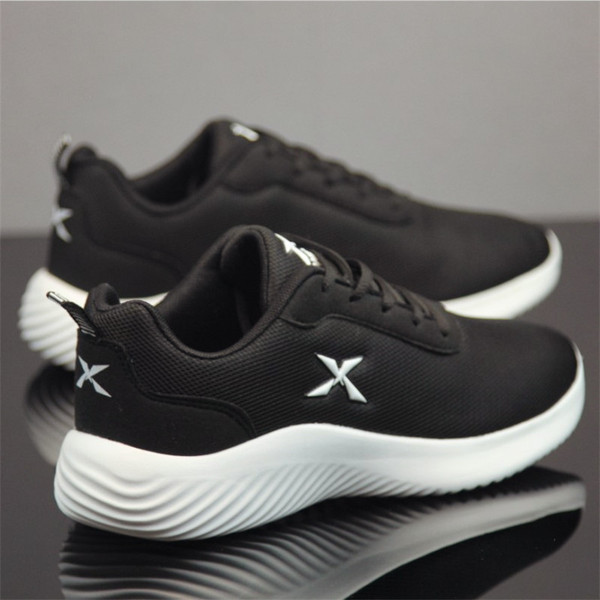 Igapäevased paeltega hingavad tekstiilist tossud