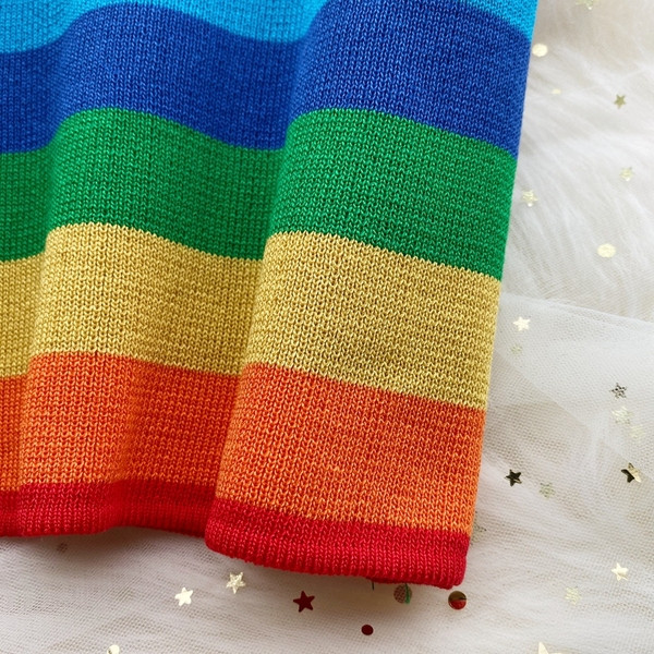 Naiste vabaaja topp õhukeste rihmadega tavaline mudel