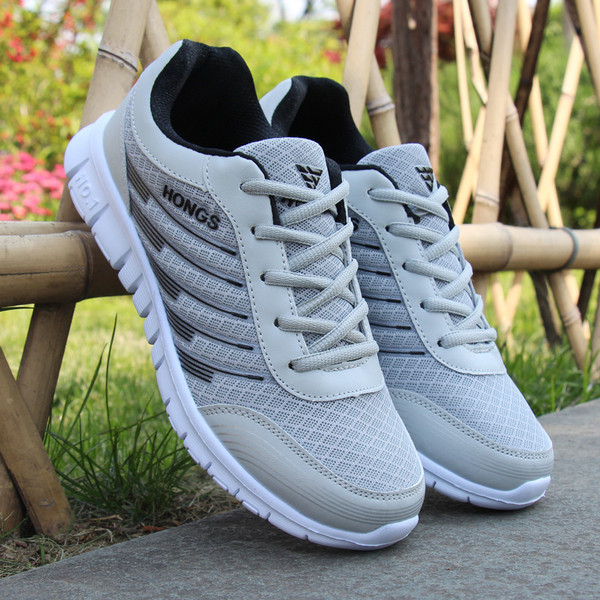 Muške tenisice sa natpisom