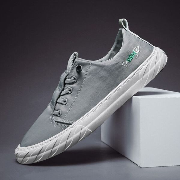 Muške tenisice od tkanine sa vezicama