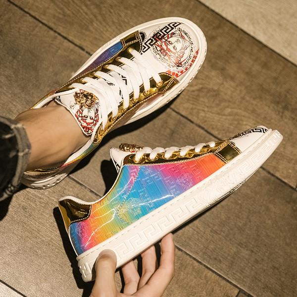 Lameda talla ja paeltega värviliste meeste tossude uus mudel