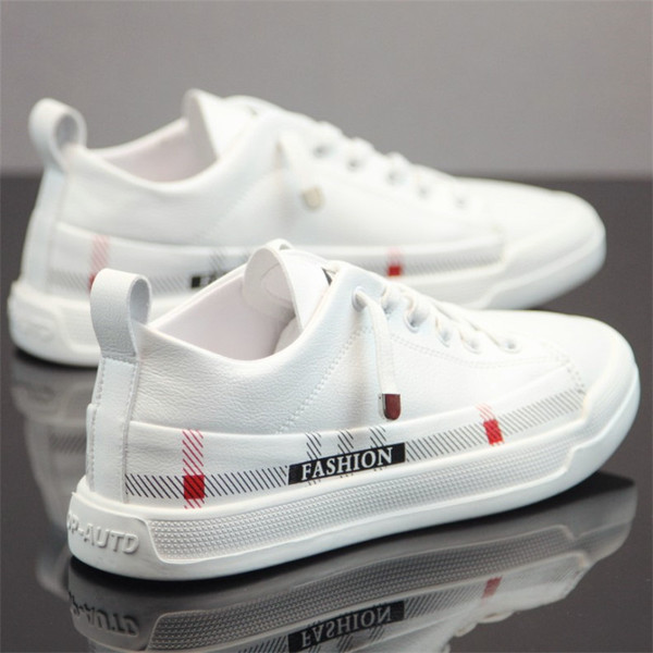 Légáteresztő, fűzős, fehér férfi tornacipő