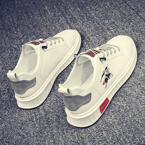 Eko-nahast värvilise tikandiga vabaaja meeste tossud