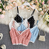 Női mindennapi mellszoba spitz nyakkivágással és gombokkal