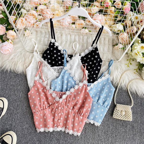 Női mindennapi mellszoba spitz nyakkivágással és gombokkal