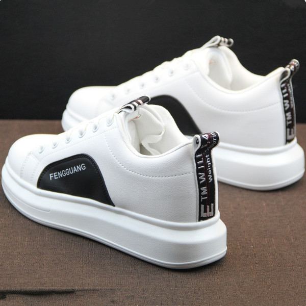 Novi model muških tenisica sa debelim đonom i vezom