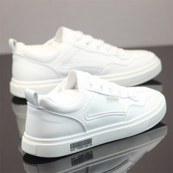 Lameda tallaga meeste hingavad kunstnahast tossud