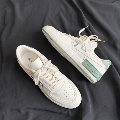 Férfi sportcipő műbőr nyakkendővel