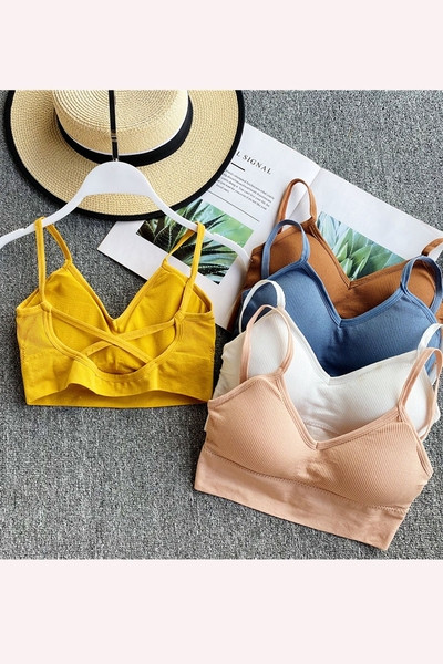 Napi rövid női mellszoba spitz nyakkivágással