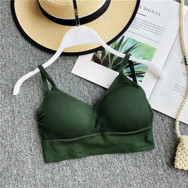 Napi rövid női mellszoba spitz nyakkivágással