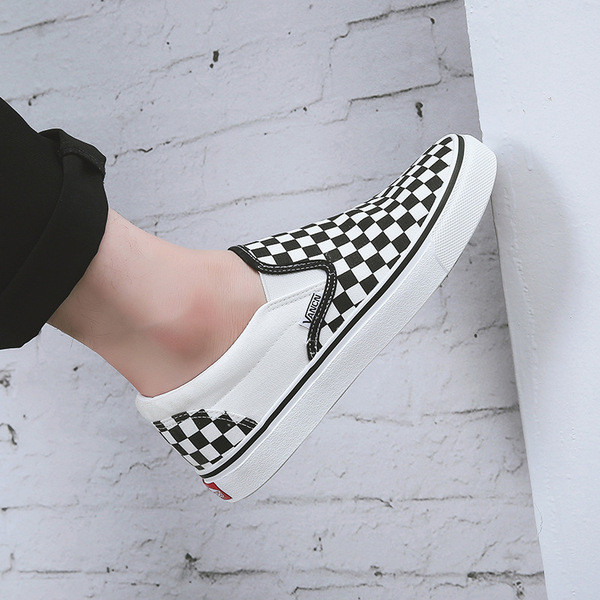 Tavalisest kangast meeste ruudulised tossud