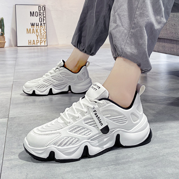 UUS paelte ja paksu värvilise tallaga meeste tossude mudel