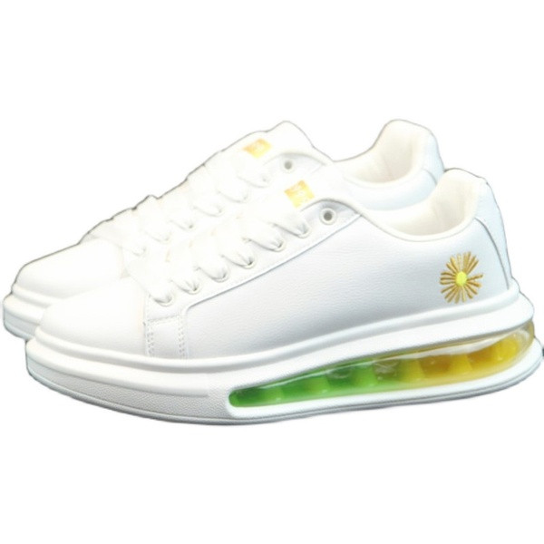 Uus mudel õhukambri ja tikandiga meeste tossud