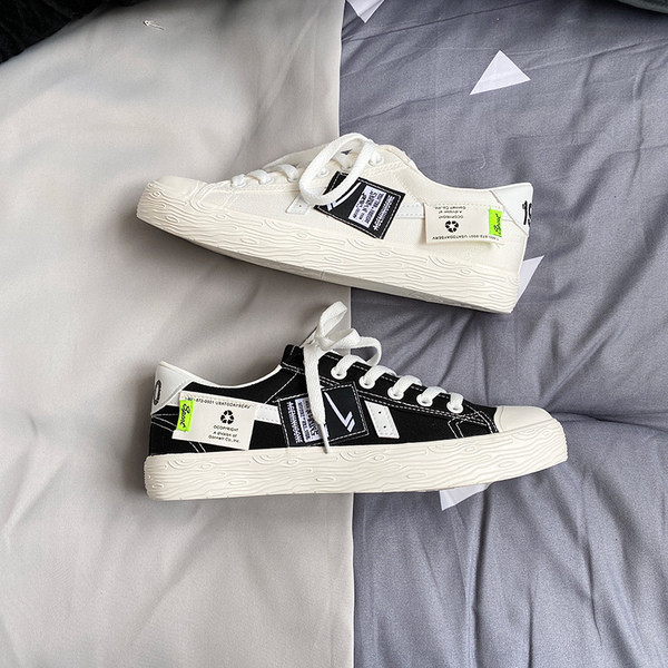 Lameda tekstiilist tallaga meeste tossud