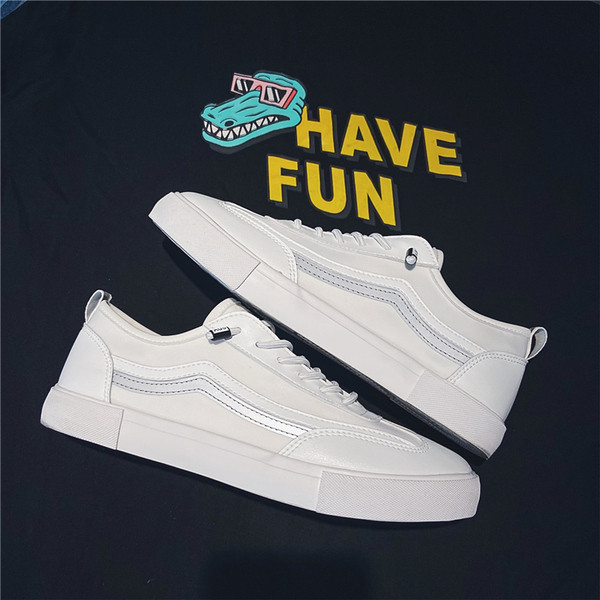 Alkalmi férfi textil tornacipő lapos talppal