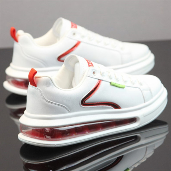 Meeste valged paelte ja õhukambriga tossud