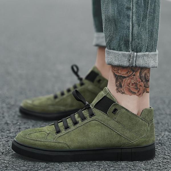 Praegused ökonahast lameda tallaga meeste tossud