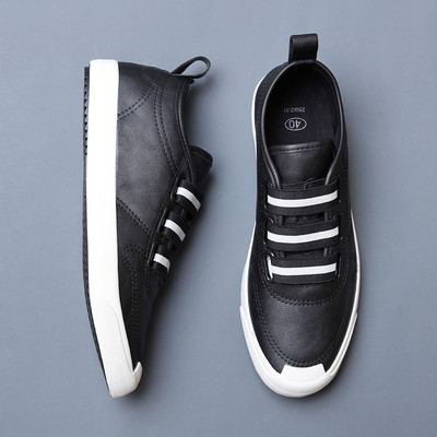 Elastsete sidemetega vabaaja nahast tossud