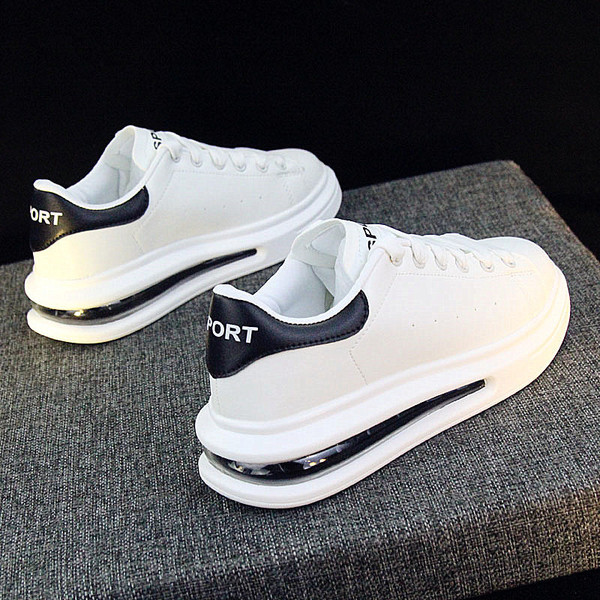 UUS värvilise talla ja läikiva efektiga meeste tossude mudel