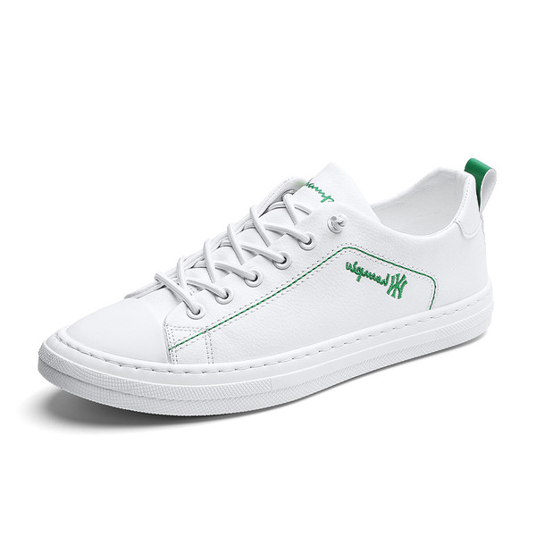 Eko-nahast vabaajakirjaga meeste tossud