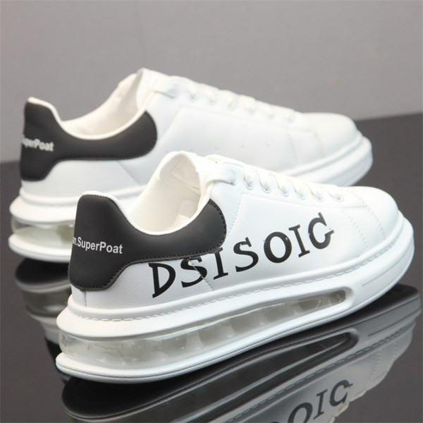 Uus pealkirja ja õhukambriga meeste tossude mudel