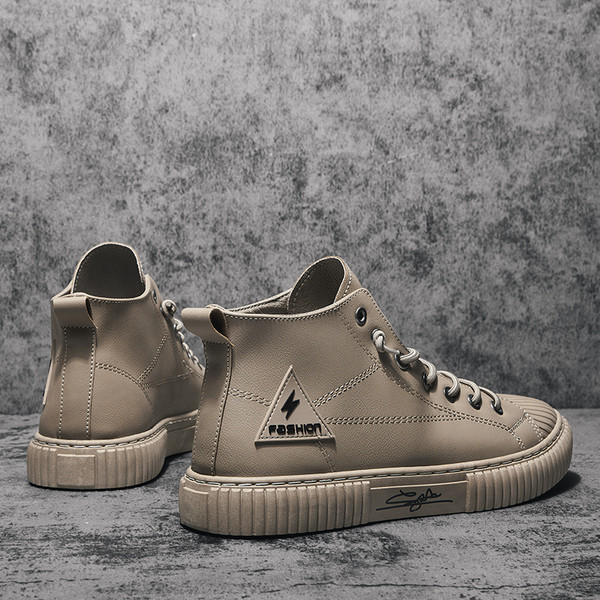 Magas férfi bőr tornacipő