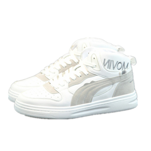 Meeste vabaaja tikanditega kõrged tossud