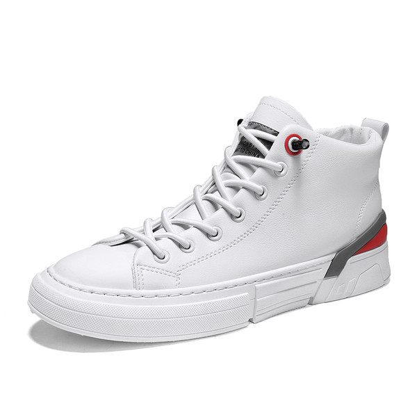 Meeste kõrged paeltega nahast tossud