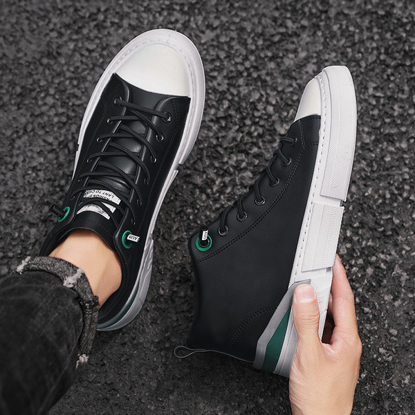 Meeste kõrged paeltega nahast tossud