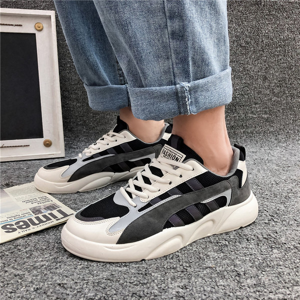 Sportlikud ja vabaaja meeste tossud seemisnahast elemendiga