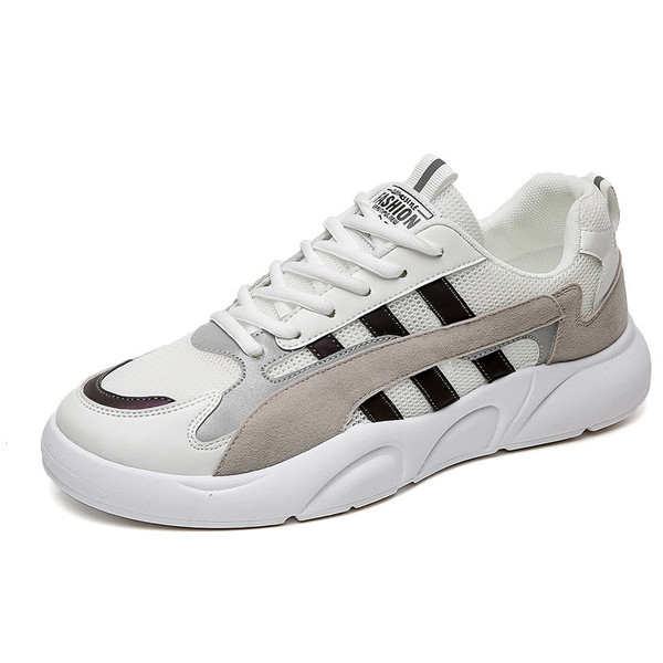 Sportlikud ja vabaaja meeste tossud seemisnahast elemendiga