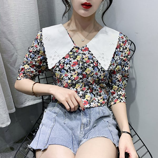 Moodne lillelise mustriga ja 3/4 varrukatega naiste särk