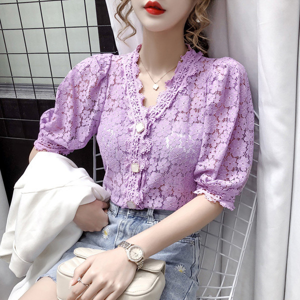 Modern női csipke ing spitz nyakkivágással és 3/4-es ujjakkal