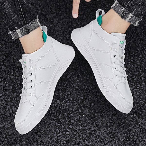 Eko-nahast valmistatud vabaaja valged meeste tossud