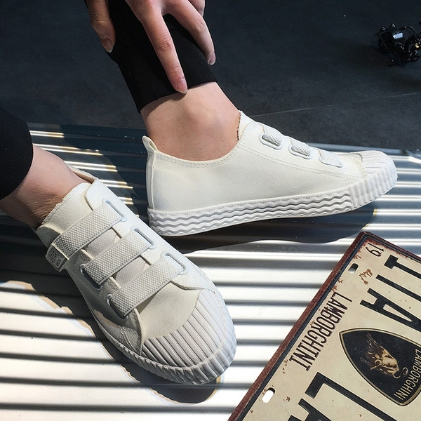 Meeste takjapaelaga tossud