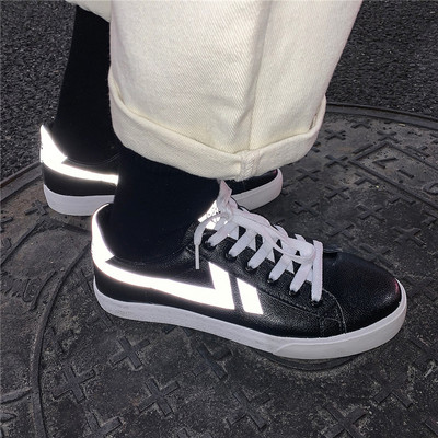 Alkalmi férfi tornacipő fűzővel - eco bőr