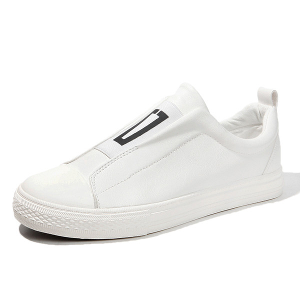 Moodsad nahast kummiga meeste tossud