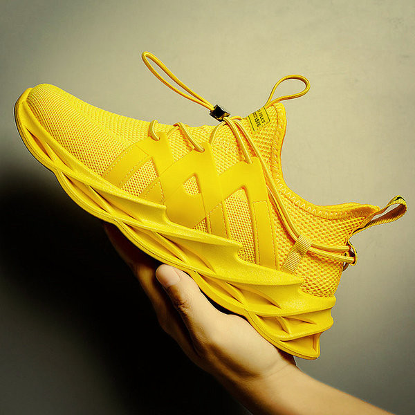 Férfi sportcipő textilből, magas talppal