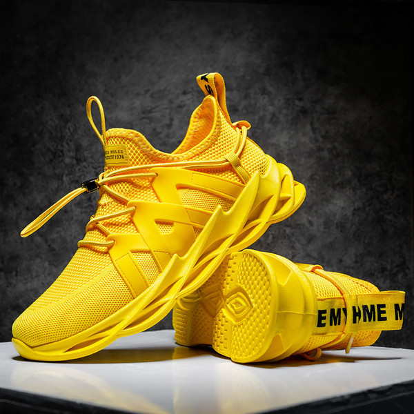 Férfi sportcipő textilből, magas talppal