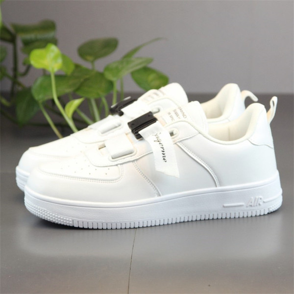 Casual muške tenisice od eko kože sa kopčom