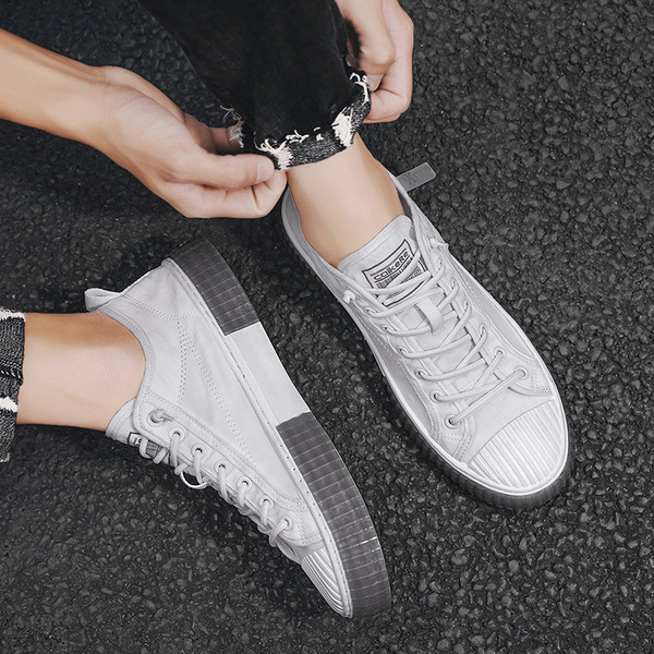 Tekstiilist vabaaja tossud meestele