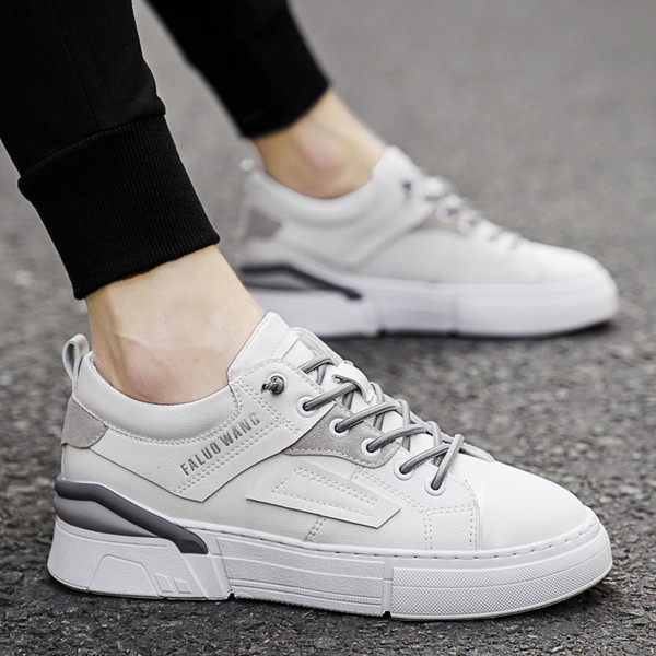 Meeste kunstnahast tossud kirjaga