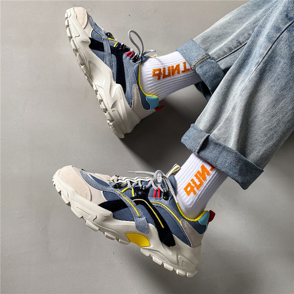 Férfi sport- és alkalmi tornacipő durva talppal