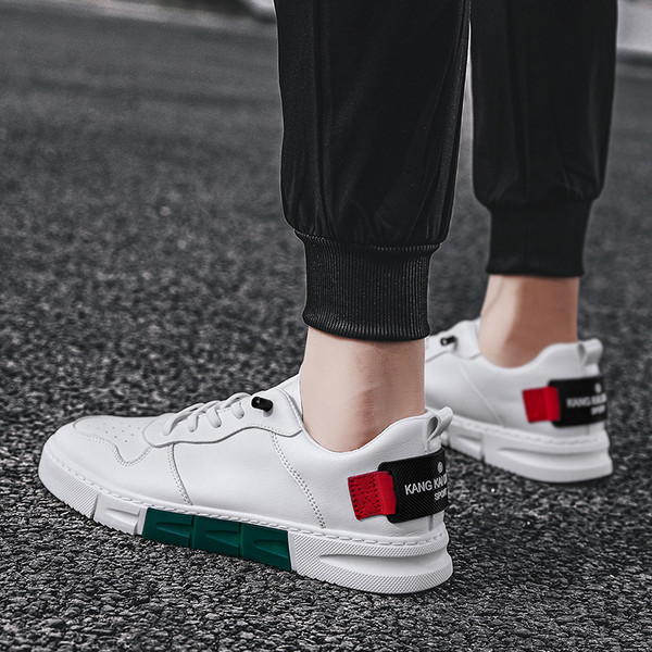 Uus ökonahast meeste tossude mudel